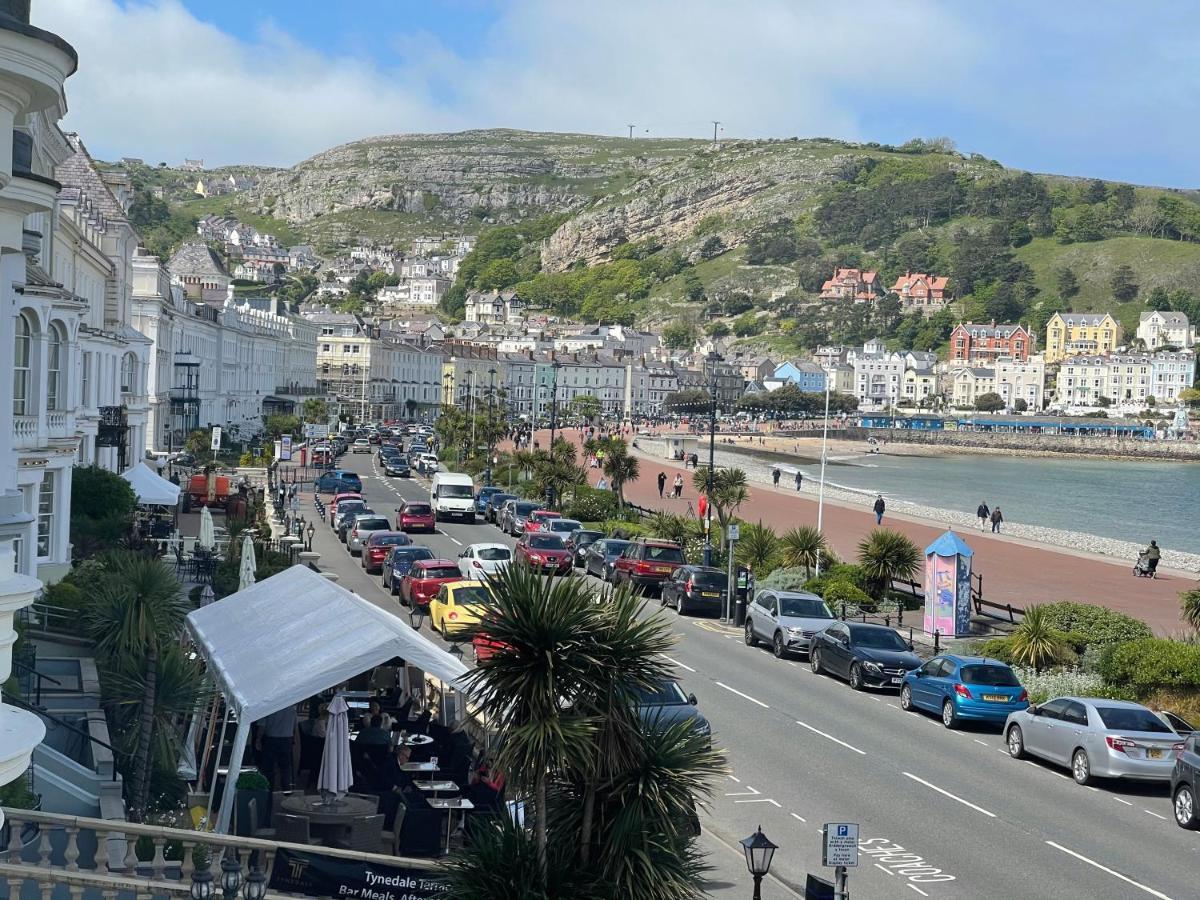 Iris Hotel Llandudno Exterior photo